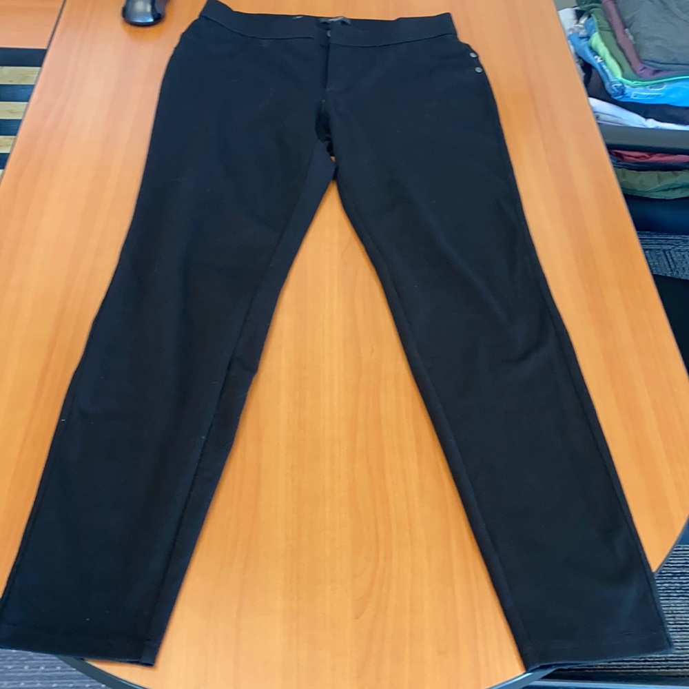 Women’s pants!